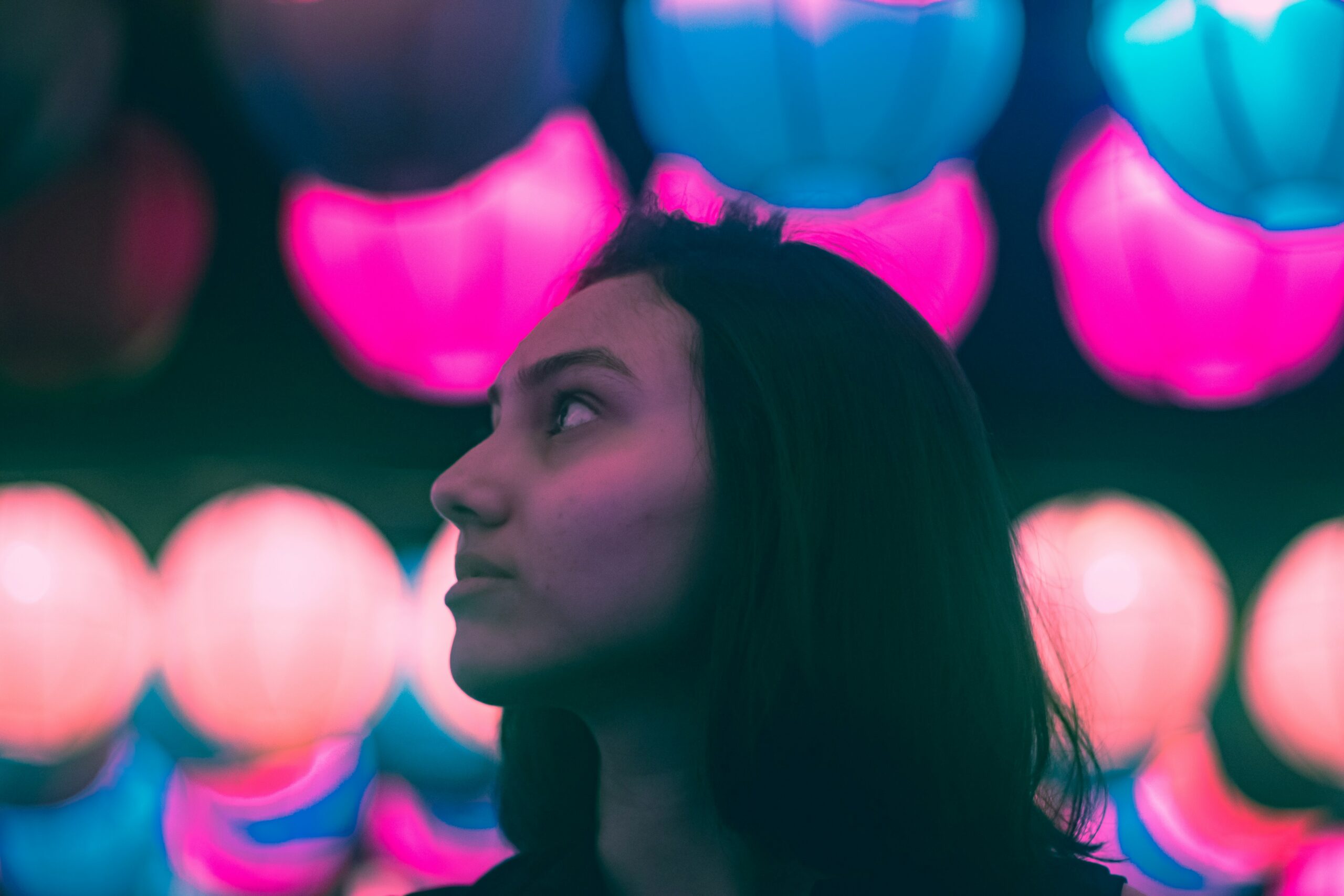 vibrant potrait of a girl